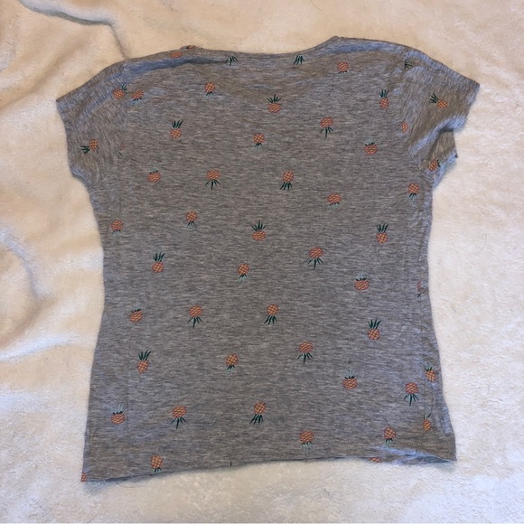 Heathered Grey T-Shirt with Pineapple Print - Picture 3 of 3